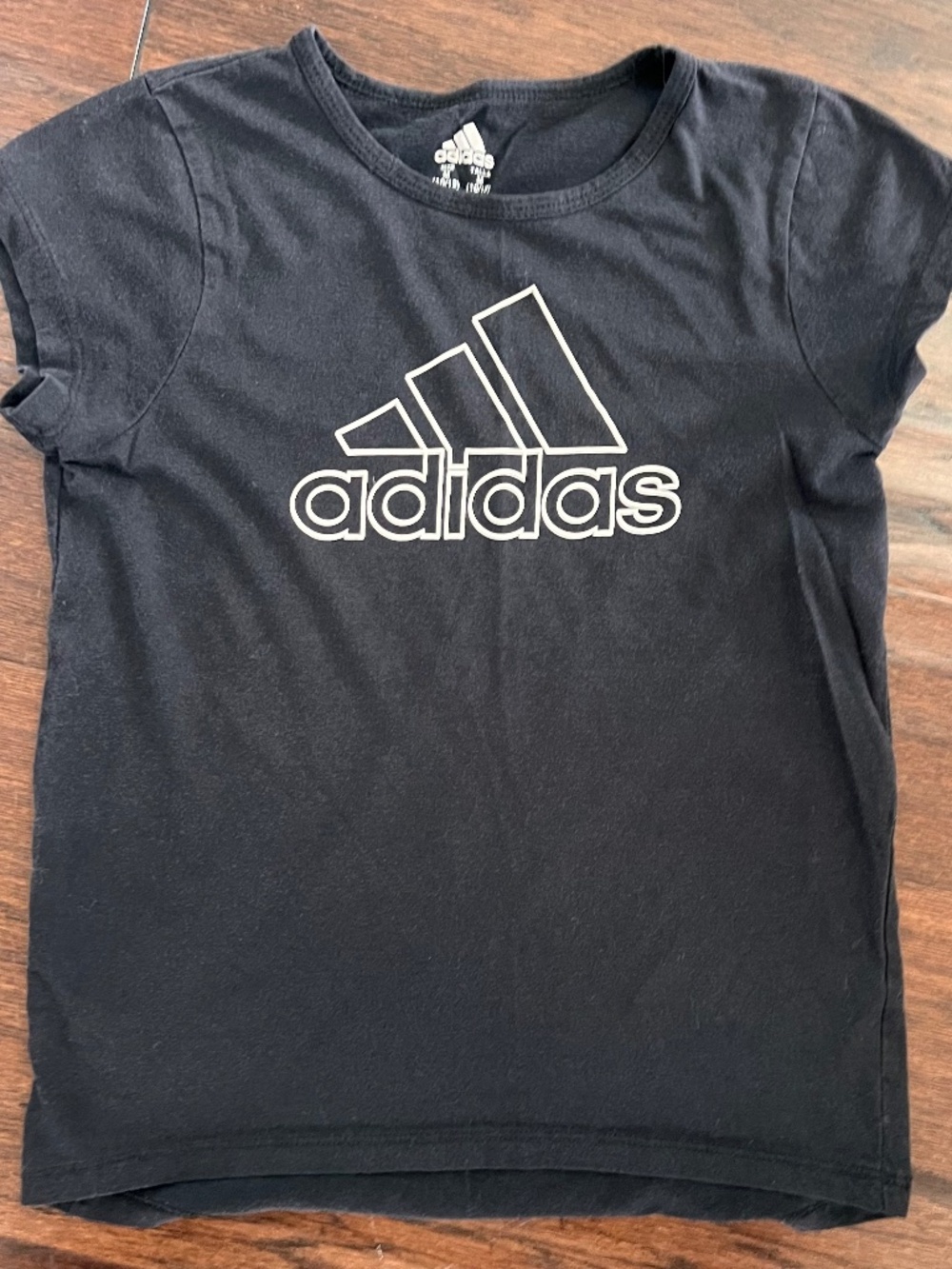 Adidas Girls Black Short Sleeve T-shirt. Size Medium 10/12.